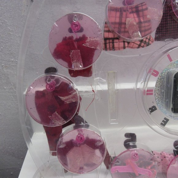 Barbie Fashion Fever Clock - Picture 14 of 16